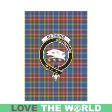 Load image into Gallery viewer, Bethune Tartan Flag Clan Badge K7