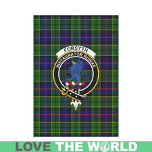 Load image into Gallery viewer, Forsyth Tartan Flag Clan Badge K7